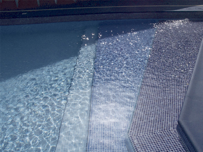 ASTRAL POOL Vitreous tiling: Anti-slip